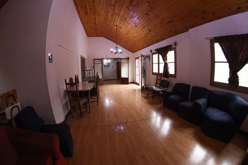 Centro de Rehabilitación RYEV · Tratamiento de Adicciones · Santiago
