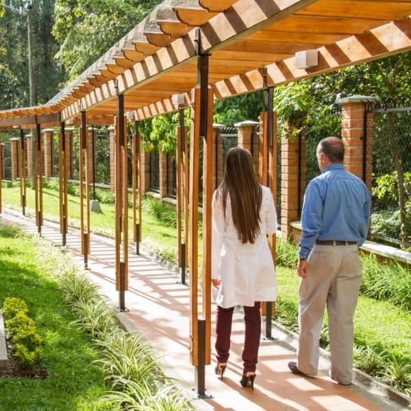 Clínica Pinares | Psiquiatría y rehabilitación adicciones El Retiro Antioquia Colombia foto 2